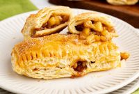 Warm Apple Hand Pies with Cinnamon and Flaky Crust