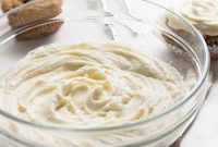 Low-Carb Sugar-Free Cream Cheese Frosting Recipe