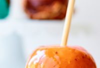 How to Make Caramel Apples: Classic Fall Recipe