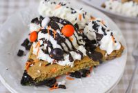 Spooky Halloween Cookie Cake Recipe