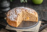 Moist Cinnamon Gluten-Free Apple Cake Recipe