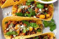 Chorizo Tacos with Salsa Verde Recipe