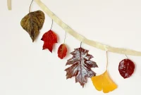 DIY Fall Leaf Garland for Cozy Autumn Home Decor