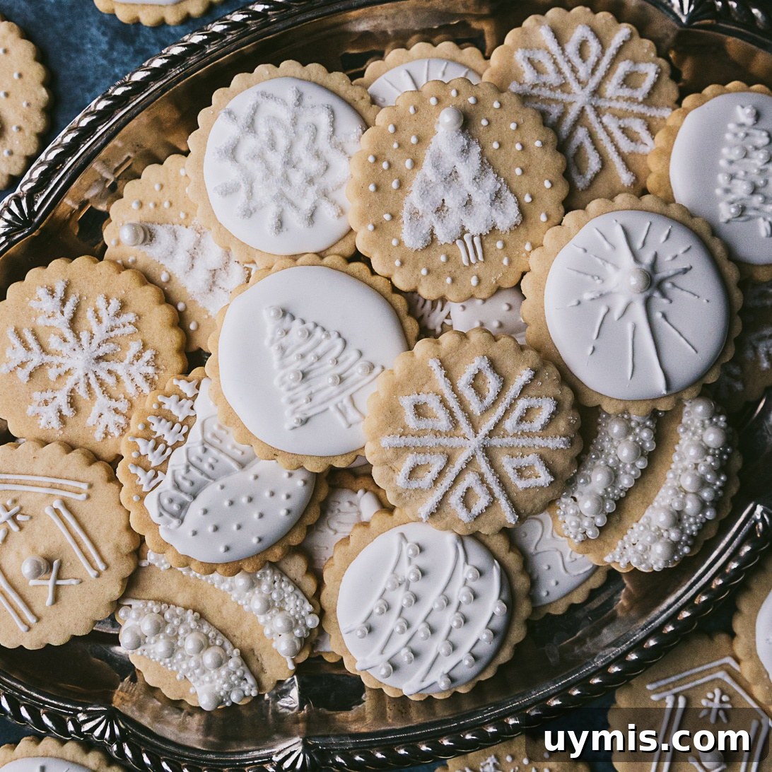 Royal icing Christmas cookies