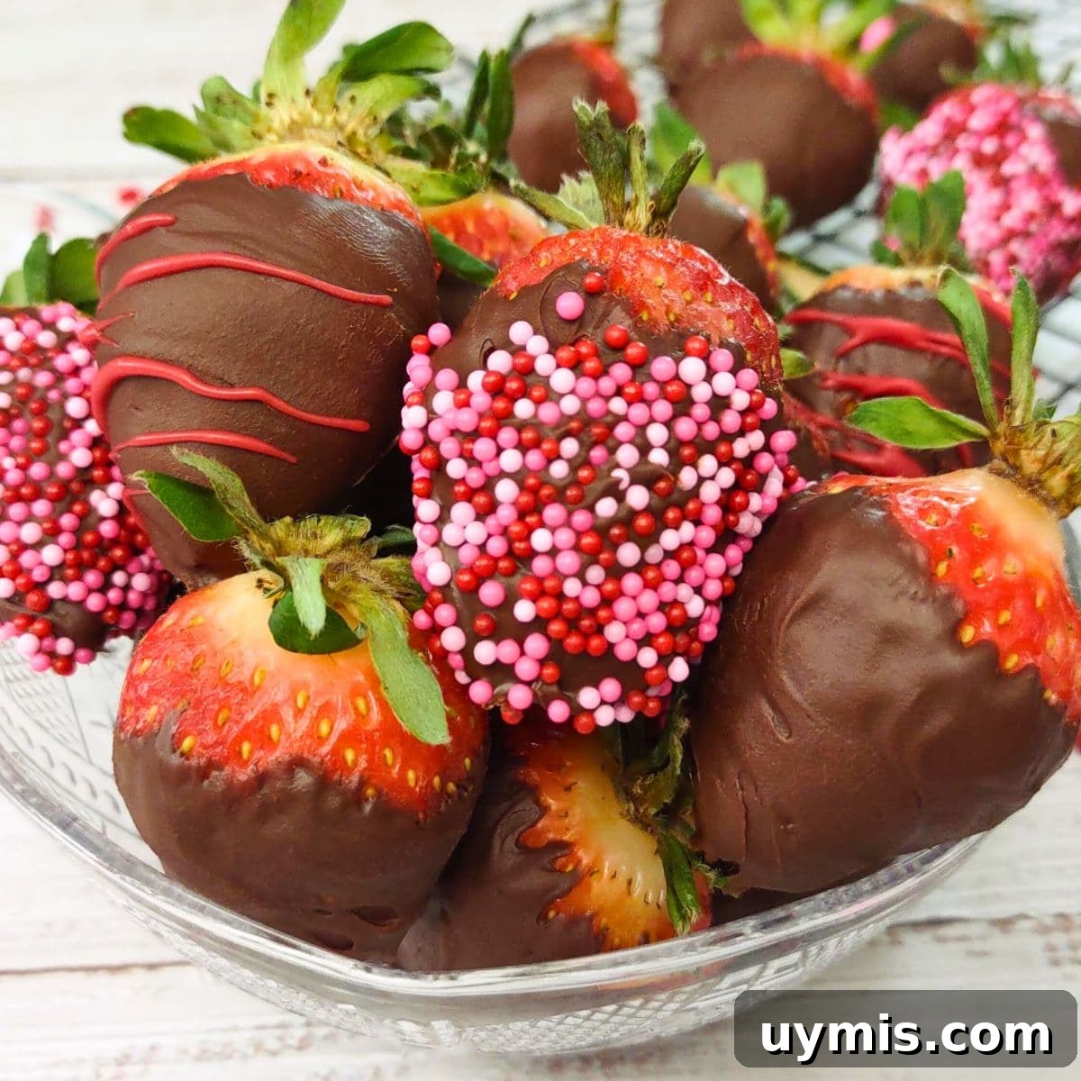 Fall Pumpkin Rice Krispie Treats with Rolos 16 how to make chocolate covered strawberries in the microwave dinners done quick featured image