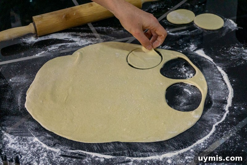 Cutting out circles of your dough