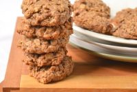 Chewy Spelt Oatmeal Raisin Cookies