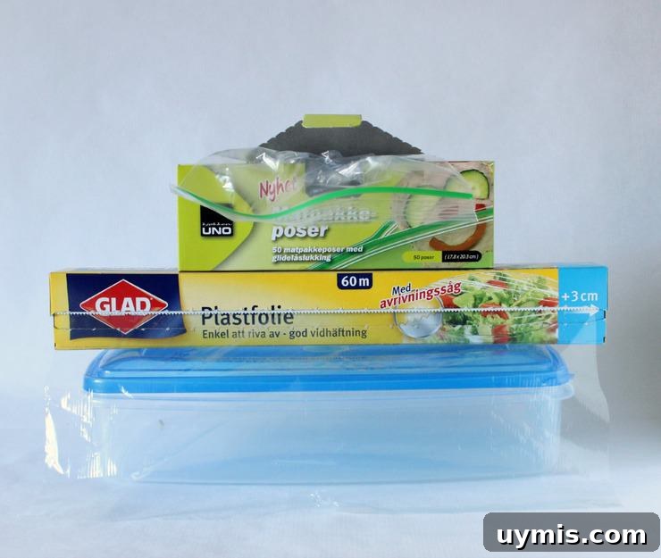 Fondant 101: Essential Tips for Covering and Decorating Cakes 4 storing marshmallow fondant