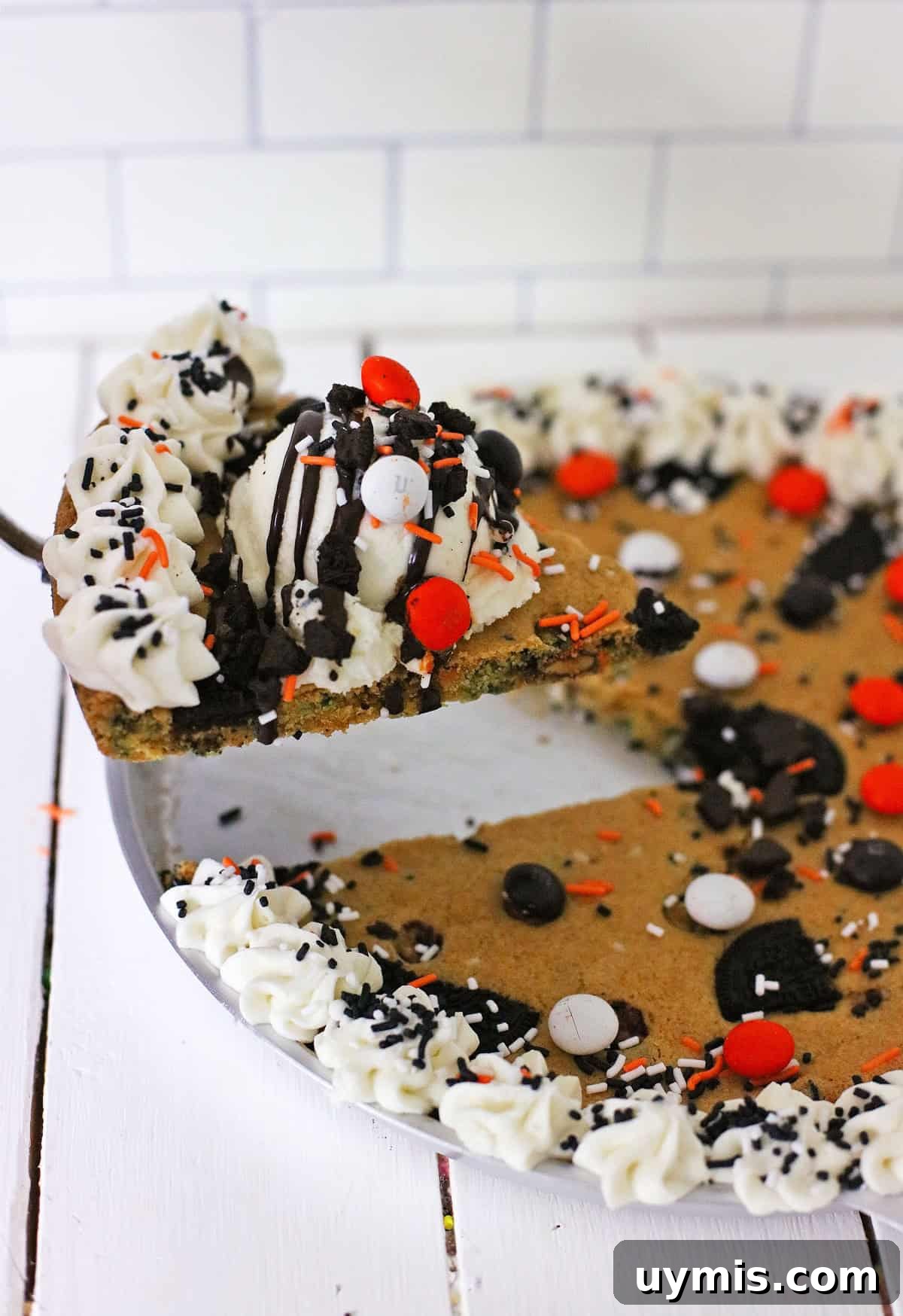 Halloween cookie cake slice