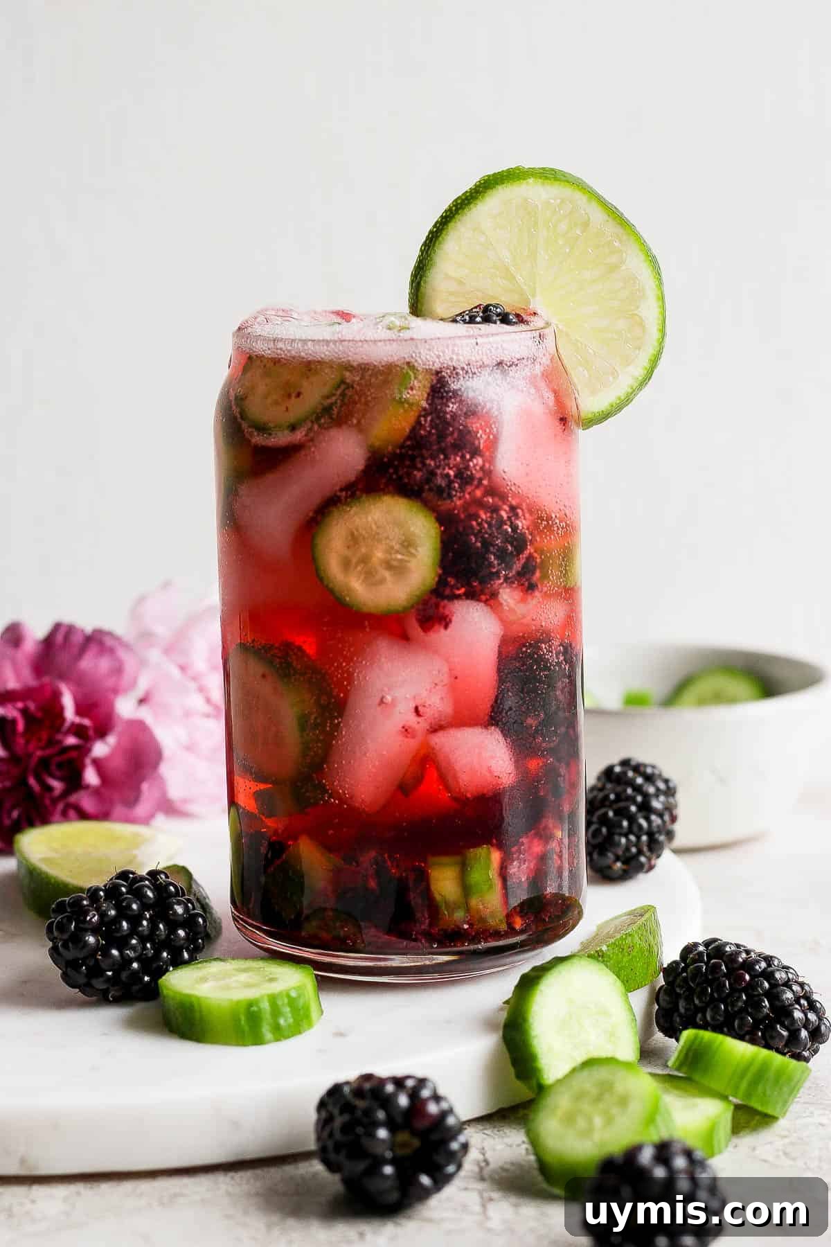 The best recipe for a blackberry gin and tonic.