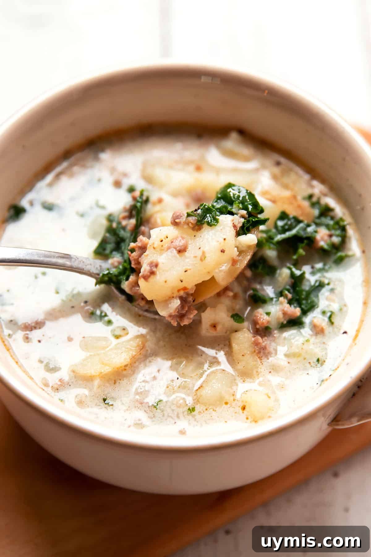 Olive Garden Zuppa Toscana Copycat Recipe 4 zuppa toscana potato kale soup in a soup bowl