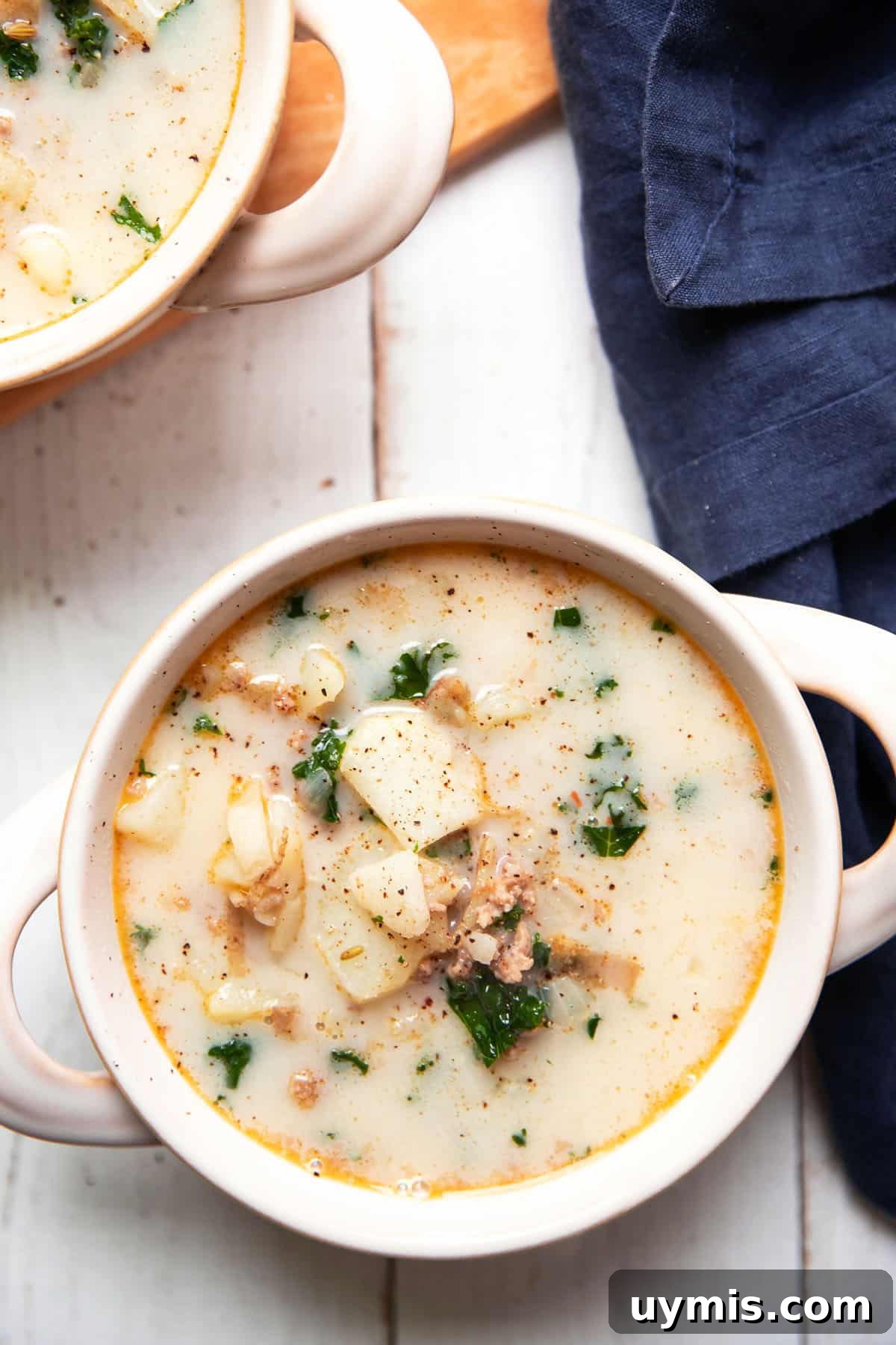 Olive Garden Zuppa Toscana Copycat Recipe 6 zuppa toscana potato kale soup in a soup bowl