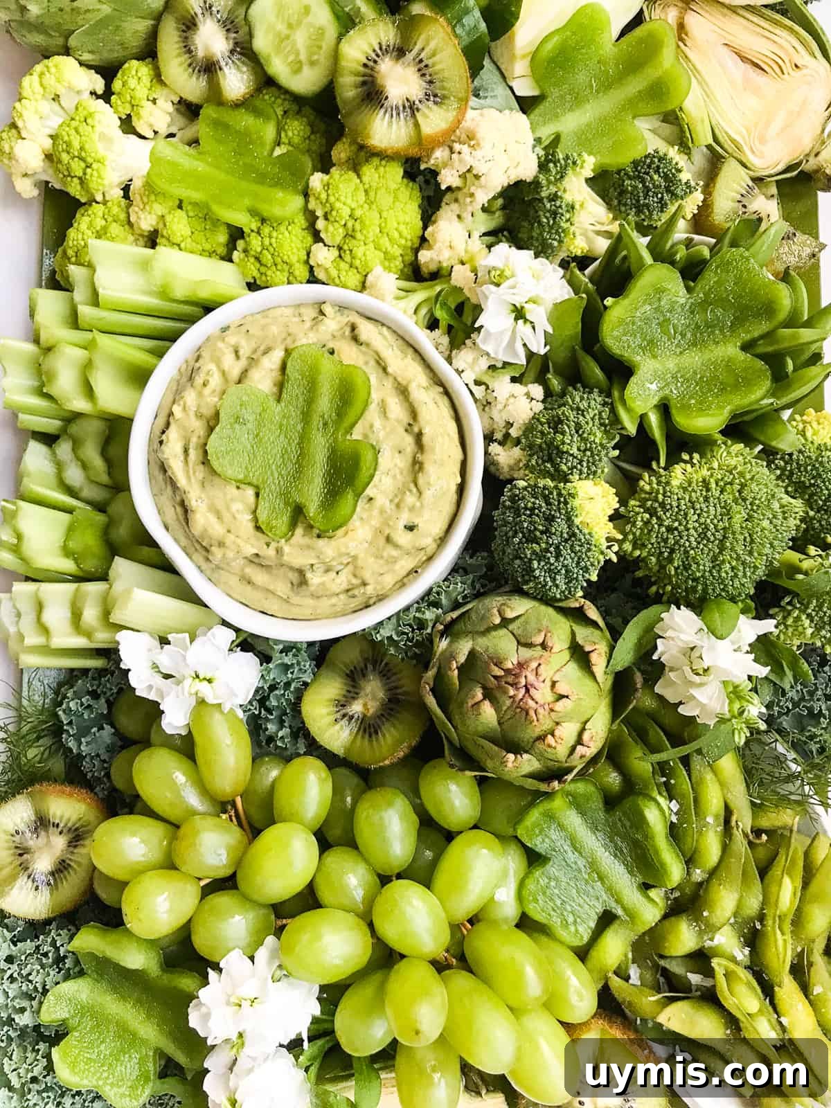 St. Patrick's Day Green Snack Ideas for Parties 8 All green food of vegetables and fruits for a snack tray for St. Patrick's Day.