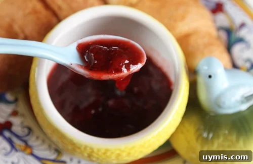 strawjam3 Homemade strawberry jam