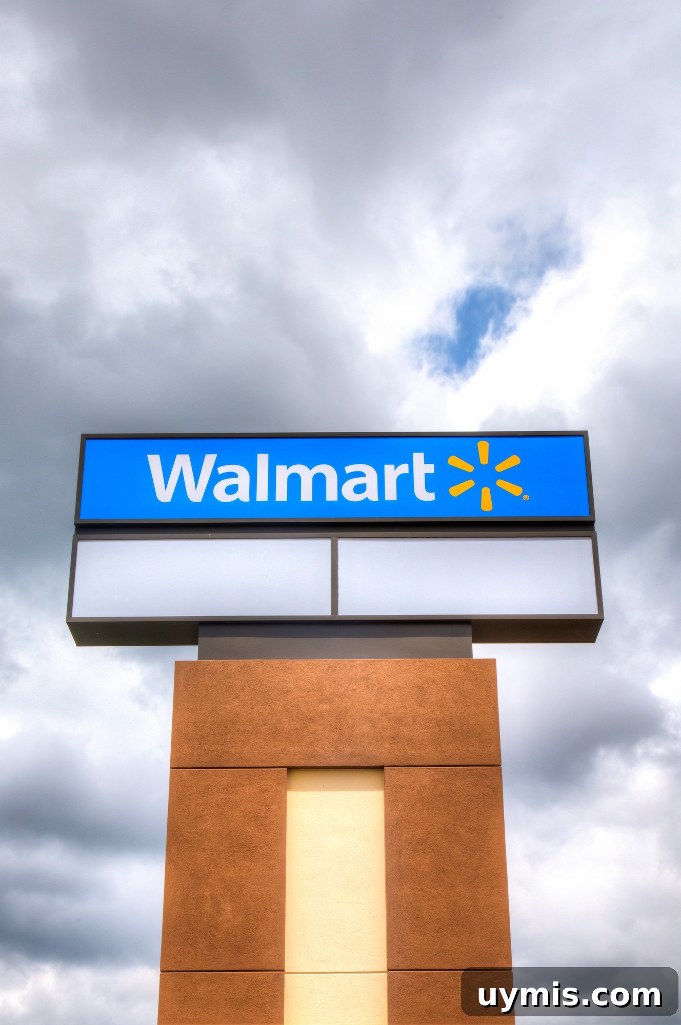 Walmart sign